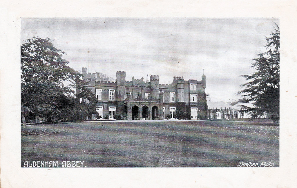 Place Aldenham Wall Hall (Hertfordshire Genealogy)